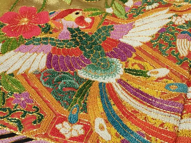 平和屋本店●最高級 中国三大刺繍 相良刺繍 駒刺繍 総手刺繍 色打掛 和装 婚礼 結婚式 花嫁 吉祥花鳥文 金彩 逸品 DZAC0380kh6