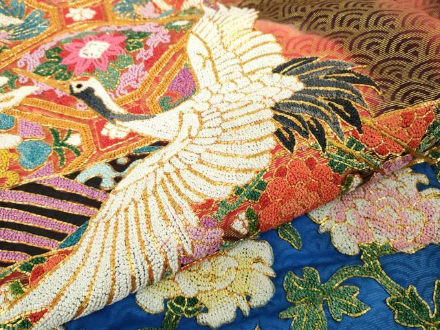 平和屋本店●最高級 中国三大刺繍 相良刺繍 駒刺繍 総手刺繍 色打掛 和装 婚礼 結婚式 花嫁 吉祥花鳥文 金彩 逸品 DZAC0380kh6
