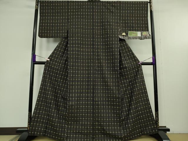 平和屋本店●極上 本場琉球花織 紬 大城永光作 黒地 証紙付き 逸品 DZAC0575kh6