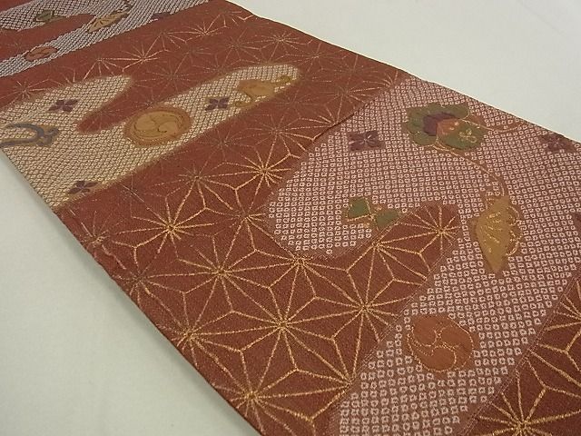 平和屋着物■六通柄袋帯 エ霞宝尽くし文 金糸 逸品 ga2241