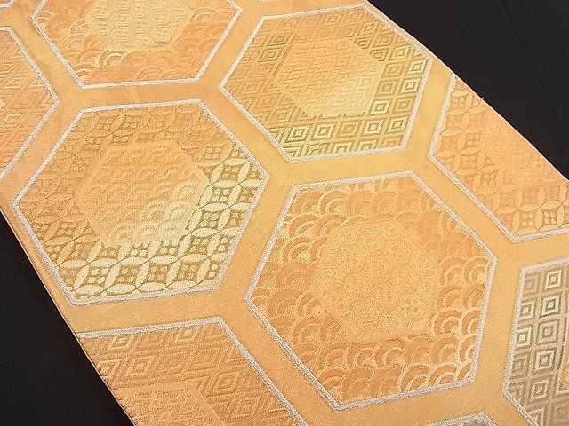 平和屋着物■六通柄袋帯 亀甲有職文 金銀糸 逸品 n-hj2813