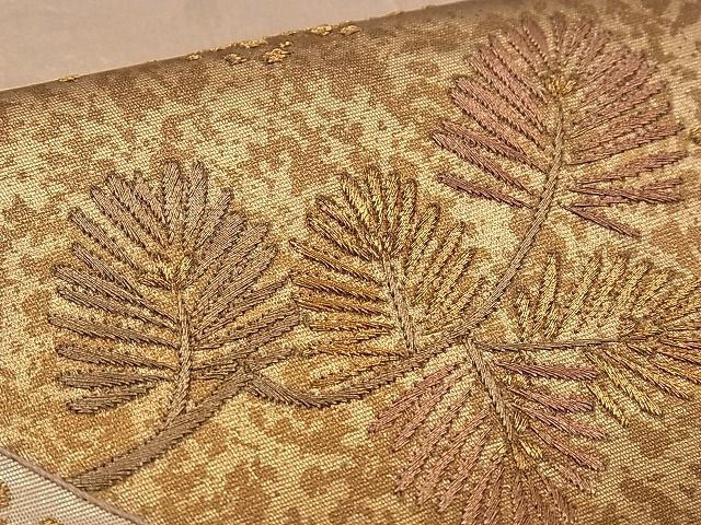 平和屋着物■袋帯 総刺繍 絵巻若松葉 金彩 逸品 n-jx0479