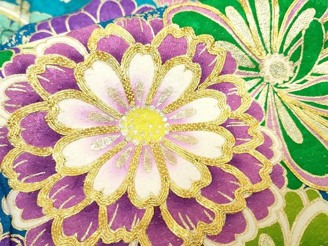 平和屋本店■極上 ブライダルファッションデザイナー・桂由美 振袖 駒刺繍 草花文 暈し染め 金彩 正絹 KAAA1584kk4 - 平和屋