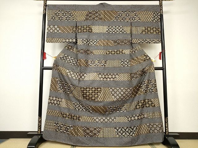 平和屋本店■極上 総刺繍 訪問着 割付き吉祥文 正絹 逸品 KAAA1658kk4 - 平和屋
