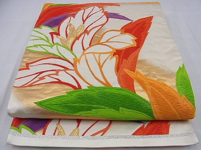 平和屋着物■六通柄袋帯 唐織 草花文 金糸 逸品 n-sa2961