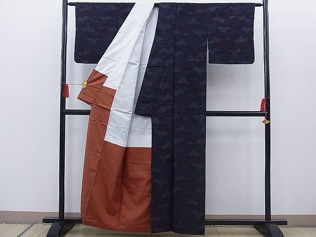 平和屋着物■上質な紬 桐花文 逸品 n-th1157