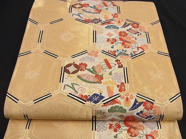 平和屋着物■六通柄袋帯 唐織 宝尽くし亀甲文 金糸 逸品 n-nr0272