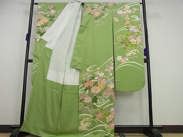 平和屋本店●極上 創業460年・千總 誰が袖好み 振袖 駒刺繍 立波花束ね文 松葉色地 金彩 高島屋扱い 逸品3s5049