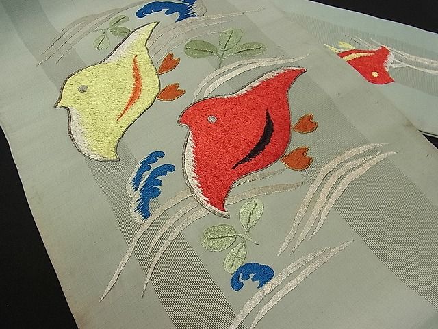 平和屋本店●極上 アンティーク 大正ロマン スリーシーズン 春夏秋 九寸名古屋帯 総刺繍 駒刺繍 立波に千鳥 金銀糸 1s294