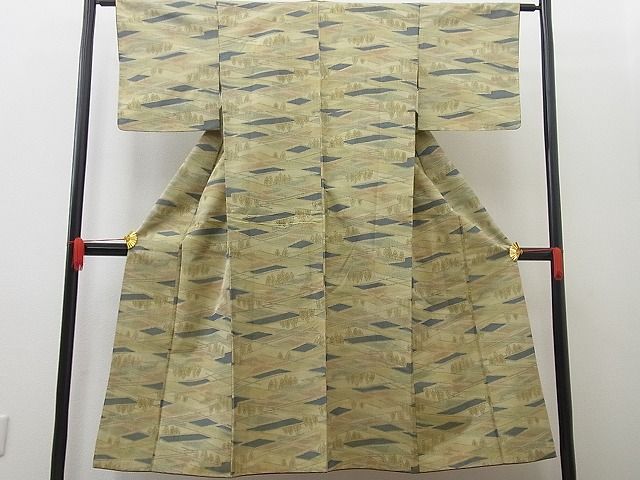 平和屋着物■上質なお召 樹林文 逸品 n-wb1625