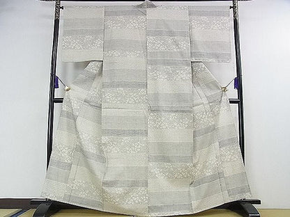 平和屋本店■極上　本場結城紬　重要無形文化財　単衣　100亀甲　花唐草横段文　逸品　未使用　DZAA0605kh4 - 平和屋
