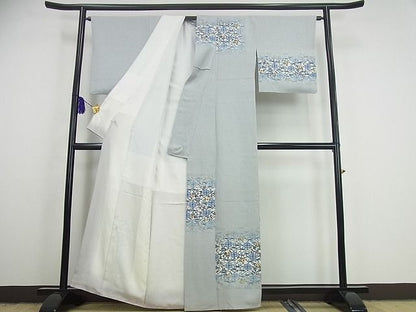 平和屋本店●最高級　城間栄順　本場琉球紅型　訪問着　菱草花文　逸品3s1809