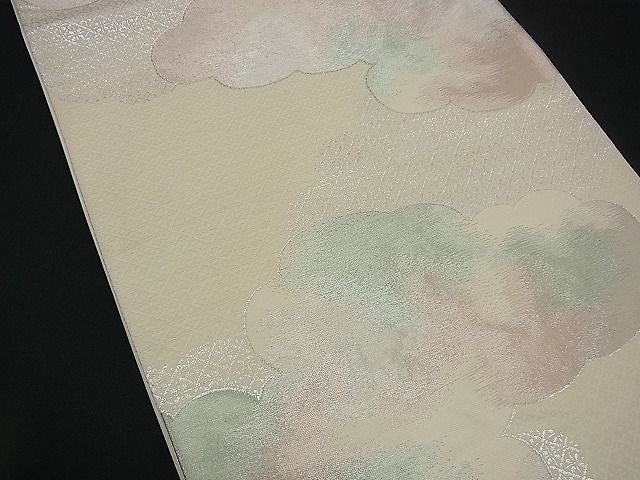 平和屋着物■六通柄袋帯 吉祥雲取り文 銀糸 逸品 n-rv0039
