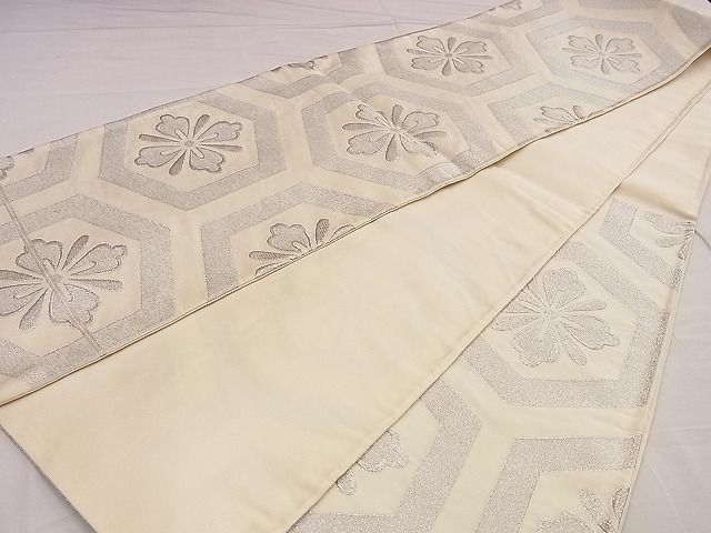 平和屋着物■六通柄袋帯 綴れ 亀甲花菱文 銀糸 逸品 n-hj6885
