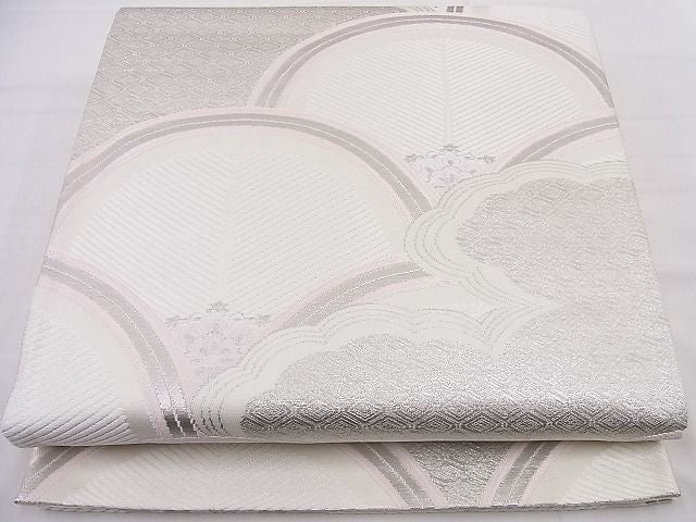 平和屋着物■六通柄袋帯 唐織 抄琴錦 プラチナ本銀箔二重織 逸品 n-pk3800