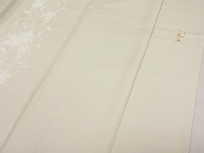 平和屋本店●極上 きもの志麻 岩下志麻ブランド 訪問着 駒刺繍 葡萄唐草文 金彩 白橡色地 パールトーン加工 逸品3s20967