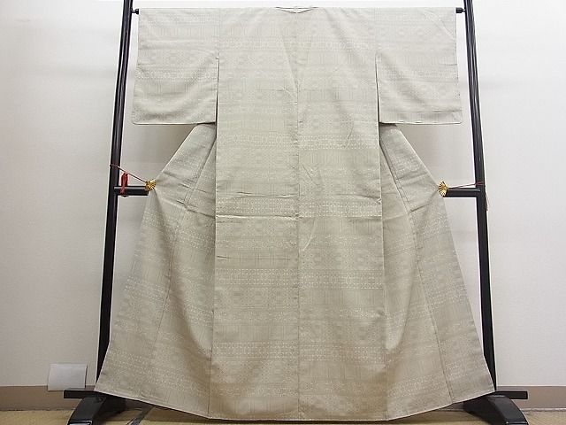 平和屋着物■上質なお召　横段吉祥文　逸品　n-fw4346