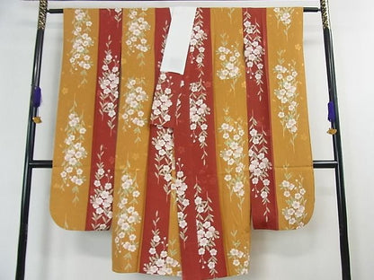 平和屋本店●希少　お引きずり　引振袖・長襦袢(袷)セット　総手刺繍　枝垂れ桜　暈し染め　金糸　逸品　3kh1919