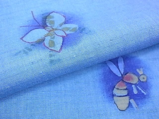 平和屋本店●希少　型絵染染色家　鈴木紀絵　紬　藍地花蝶散し　証紙付き　逸品　3kh1942