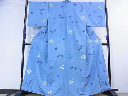 平和屋本店●希少　型絵染染色家　鈴木紀絵　紬　藍地花蝶散し　証紙付き　逸品　3kh1942