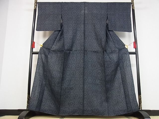 平和屋本店■極上　夏物　重要無形文化財　本場宮古上布　亀甲文　着丈162.5cm　裄丈66.5cm　苧麻　逸品　3kk3342