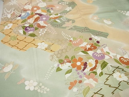 平和屋本店●極上　創業460年・千總　訪問着　駒刺繍　霞草花文　金彩　小田急扱い　逸品4s314