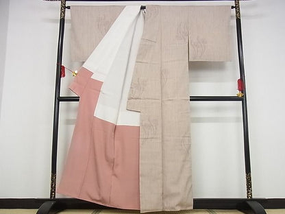 平和屋本店●極上 本場結城紬 重要無形文化財 80亀甲 飛び亀甲柄 草花文 着丈158.5cm 裄丈65.5cm 正絹 逸品 4kk0158