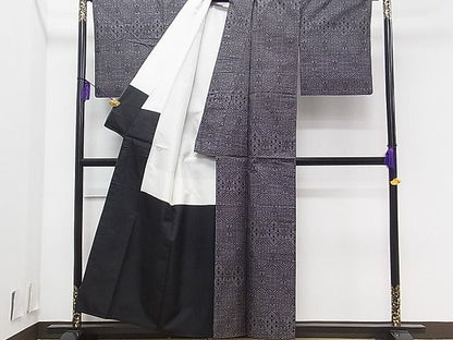 平和屋着物●本場大島紬 7マルキ 蜀江吉祥文 逸品 ch6726