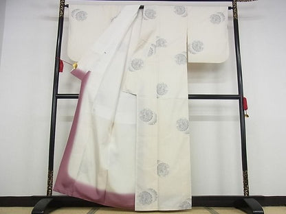 平和屋本店■極上 白泥染の第一人者・絣の魔術師 恵積五郎 本場大島紬 恵大島織物謹製 9マルキ 証紙 正絹 逸品 未使用 KAAA0437kk4