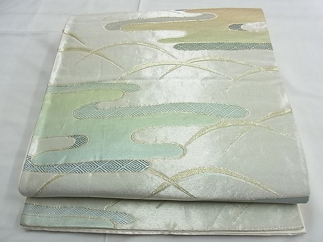 平和屋着物■佐賀錦　六通柄袋帯　エ霞芝草吉祥文　金銀糸　逸品　n-te1919