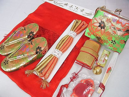 平和屋本店■極上　子供　七五三　女の子　3歳　祝着・襦袢・帯・小物セット　刺繍　花毬文　金糸　逸品　DZAA0093kh4