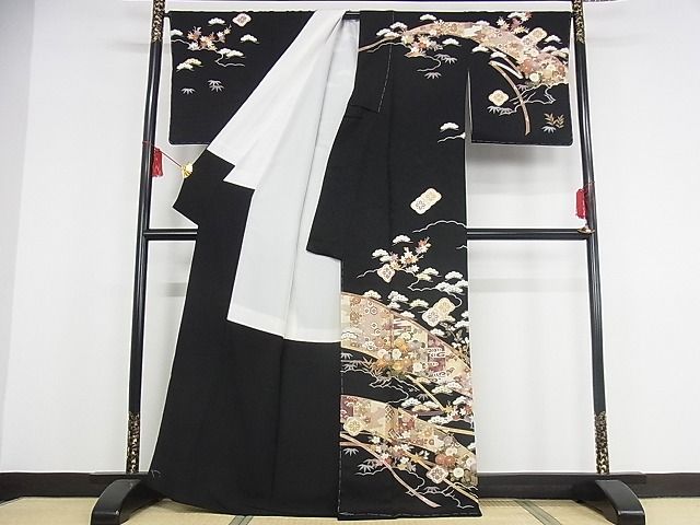 平和屋本店●極上 訪問着 駒刺繍 吉祥花文 黒地 金彩 正絹 逸品 未使用 KAAA0643kk4