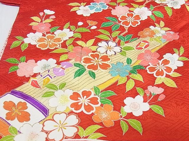 平和屋本店■極上　創業460年・千總　子供　祝着　七五三　女の子　7歳　駒刺繍　花楽器文　金彩　正絹　逸品　KAAA0584kk4