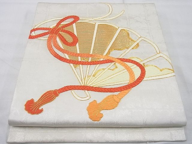 名古屋帯 未使用品 銀箔 金駒刺繍 扇 萩 水仙 花柄 シルバー NO-1166 ZF-1165 名古屋帯 銀駒刺繍 銀箔 太鼓柄 九寸 美品 正絹 - メルカリ