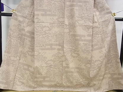平和屋本店●極上　本場結城紬　重要無形文化財　100亀甲　奥順謹製　エ霞松風景　白茶色地　証紙付き　逸品　DZAA0130kh4