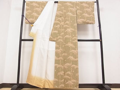 平和屋着物●付下げ　雪持ち　笹竹飛鳥文　逸品　DAAA5614yyy