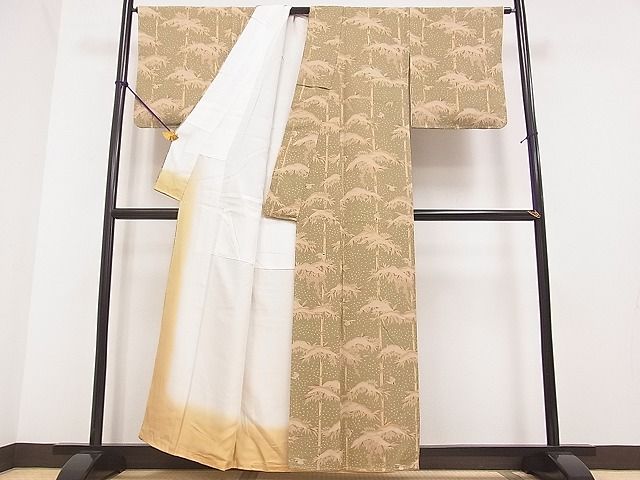 平和屋着物●付下げ　雪持ち　笹竹飛鳥文　逸品　DAAA5614yyy