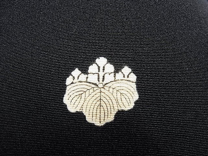 平和屋着物■豪華黒留袖　遠山樹林文　暈し染め　金彩　正絹　逸品　AAAE4013Bph