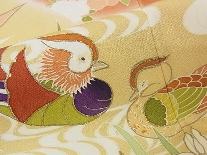 平和屋本店●極上　創業460年・千總　振袖　駒刺繍　花鳥風景文　暈し染め　金彩　正絹　逸品　KAAA0890kk4