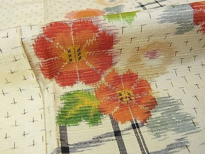 平和屋着物■上質な紬　流水草花文　逸品　DAAC7575ud