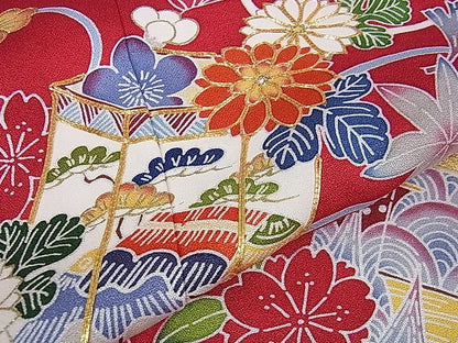 期間限定セール40％off●極上　創業460年・千總　振袖　駒刺繍　貝桶花文　金彩　高島屋扱い　逸品　DZAA0365kh4