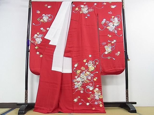 期間限定セール40％off●極上　創業460年・千總　振袖　駒刺繍　貝桶花文　金彩　高島屋扱い　逸品　DZAA0365kh4