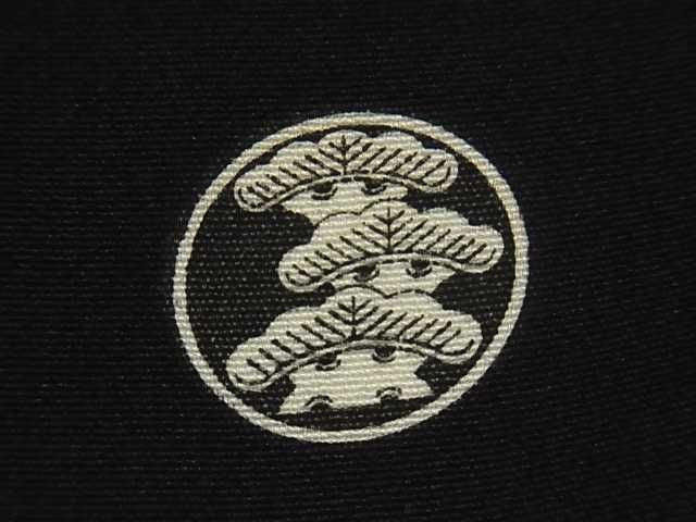 平和屋着物■豪華黒留袖　駒刺繍　扇面草花文　金銀彩　逸品　DAAD7046ud
