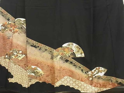 平和屋着物■豪華黒留袖　駒刺繍　扇面草花文　金銀彩　逸品　DAAD7046ud