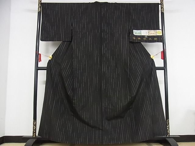 平和屋本店■極上　本場縞大島紬　単衣　純植物染　車輪梅工芸　縞　証紙付き　正絹　逸品　KAAA0990kk4