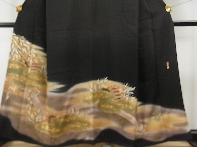 平和屋着物■豪華黒留袖　作家物　駒刺繍　雲取り渡り橋吉祥文　暈し染め　金彩　逸品　CAAD5746yc