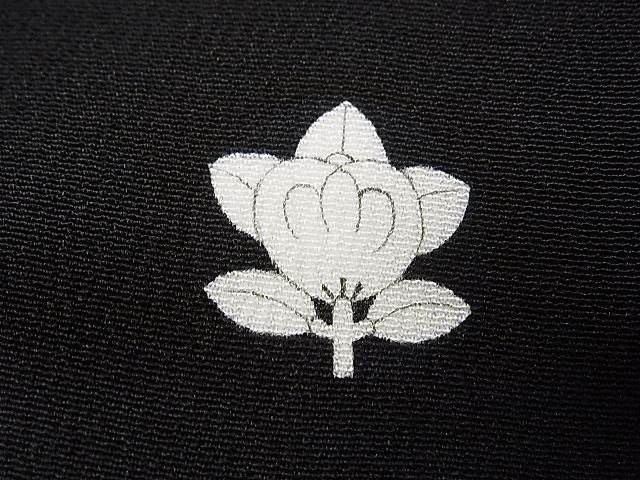 平和屋着物■豪華黒留袖　駒刺繍　御所車風景文　金彩　逸品　CAAD9491ze