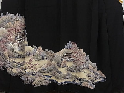 平和屋着物■豪華黒留袖　駒刺繍　御所車風景文　金彩　逸品　CAAD9491ze