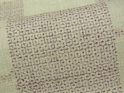 平和屋本店●極上　本場結城紬　重要無形文化財　100亀甲　市松結び紐文　砂色地　証紙付き　逸品　未使用　CYAA0006s4
