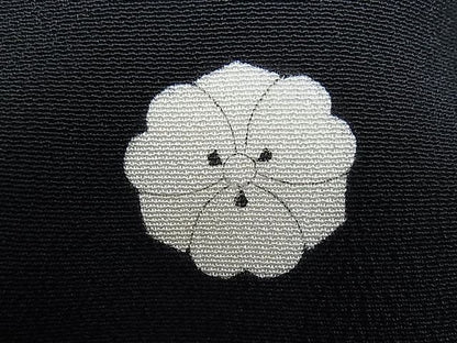 平和屋着物■豪華黒留袖　駒刺繍　枝松文　金彩　逸品　CAAD5273nb